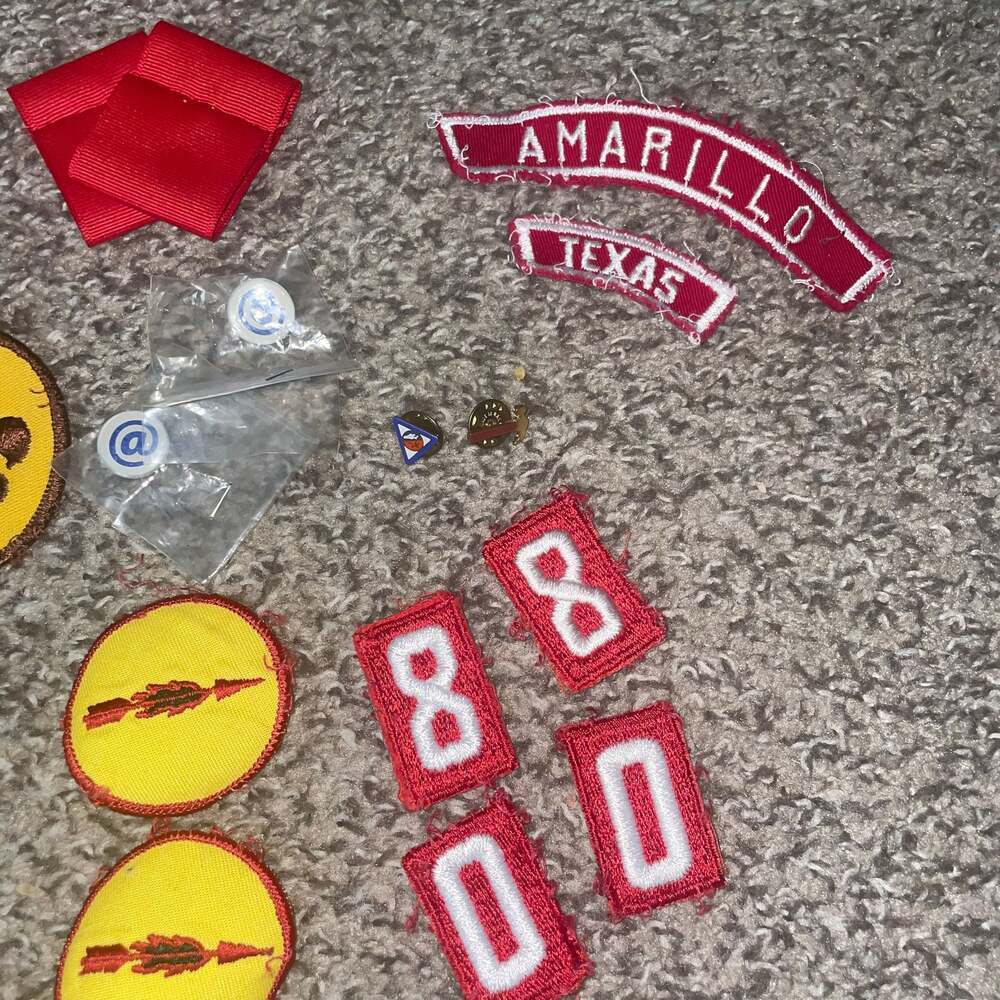 Vintage Boy Scout Patches Lot - Field Day 1981, BSA, Trail's End Tin - Picture 5 of 6